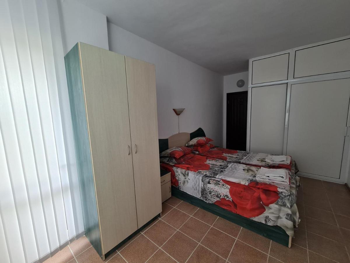 Hotel Rai Obrochishte Extérieur photo